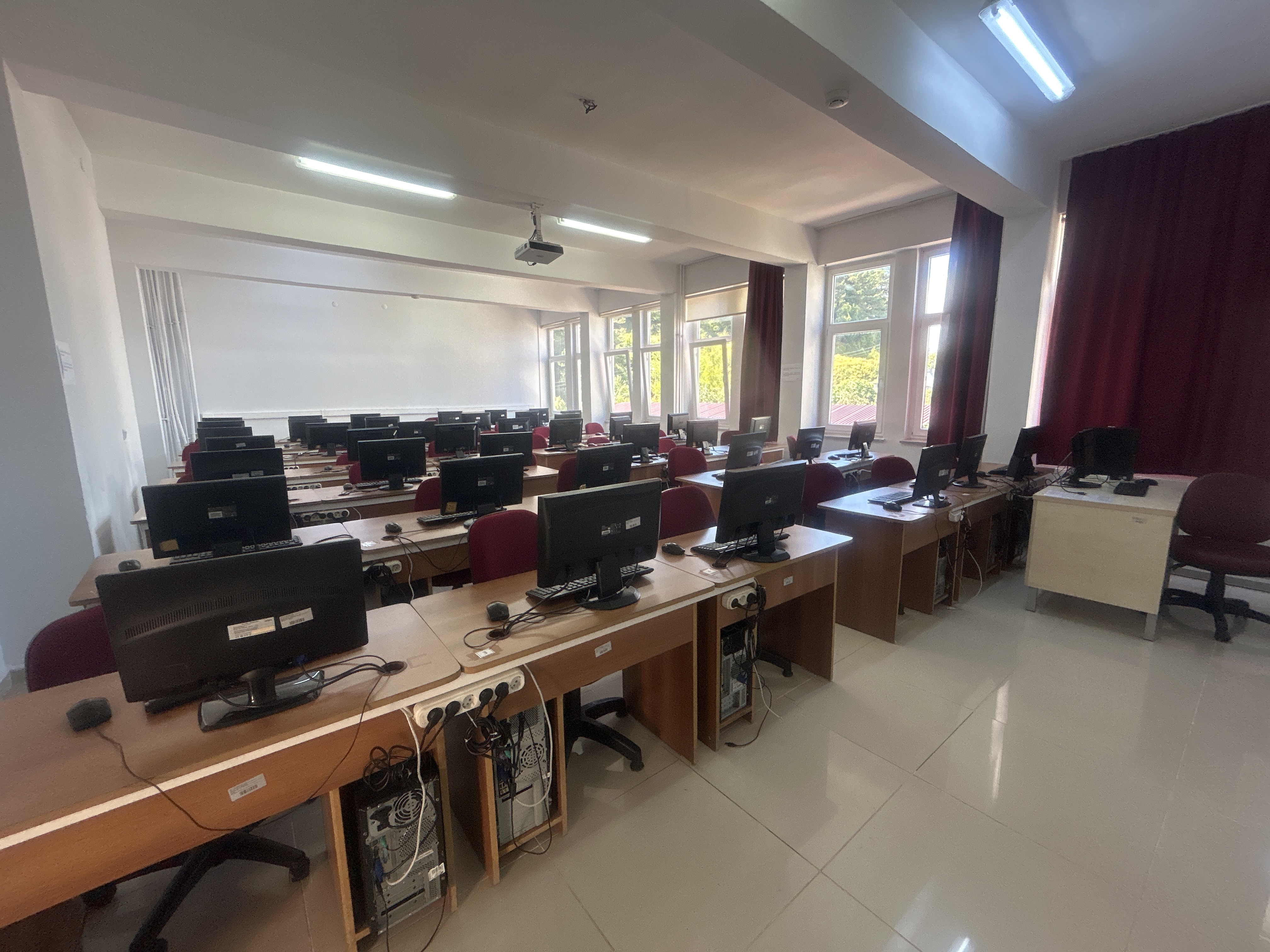 Derslik Resmi