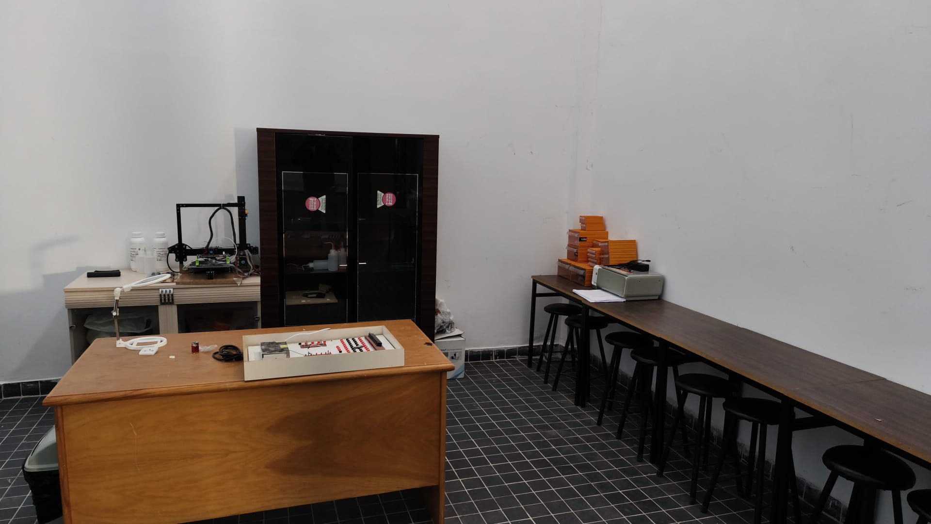 Derslik Resmi