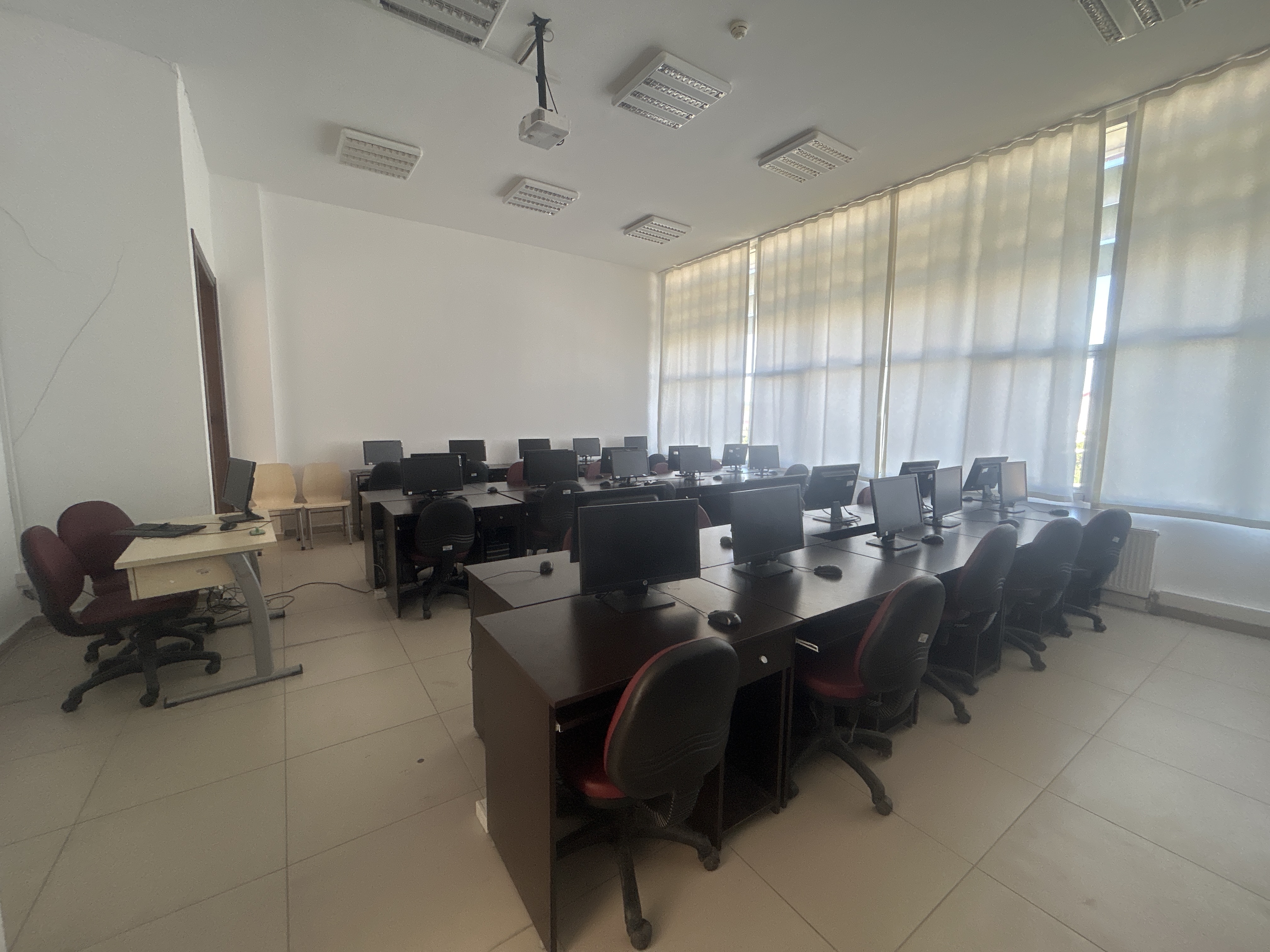 Derslik Resmi